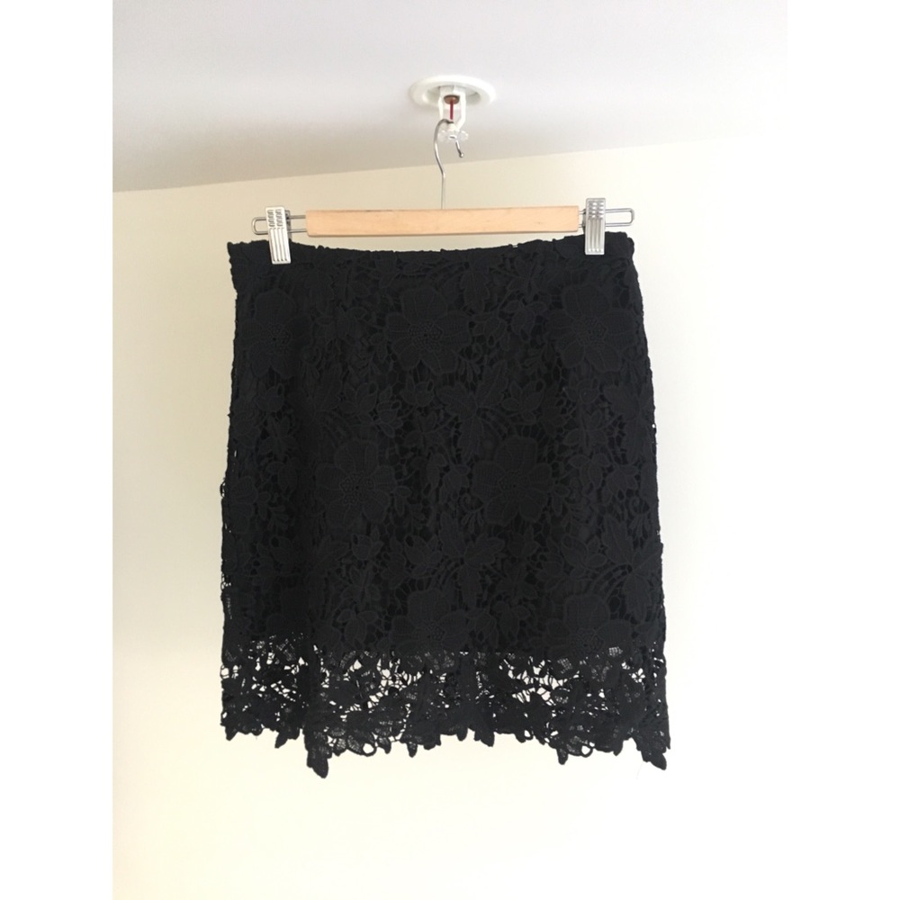 Forever 21 Black Lace Dress